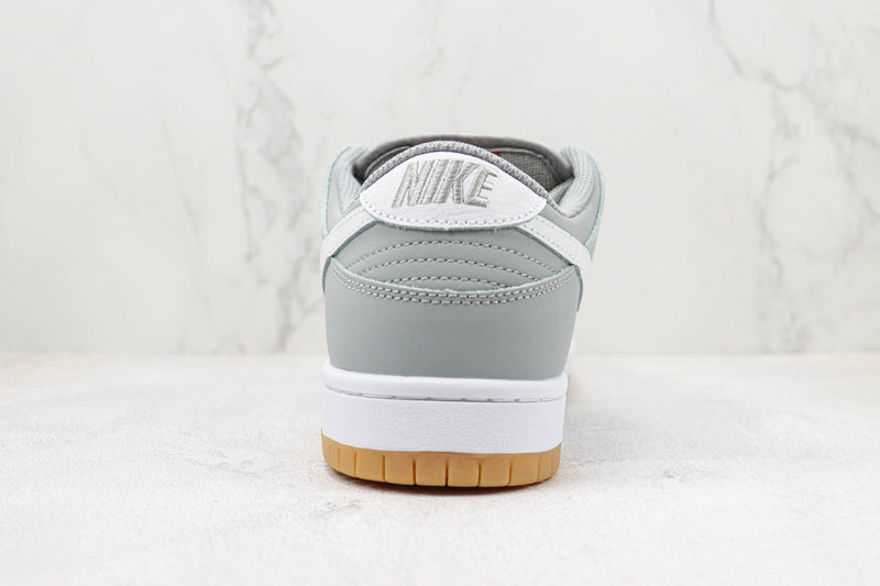 NIKE DUNK LOW SB WOLF GREY GUM (IMPORTADOS)